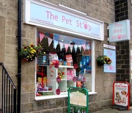 吸引顾客的宠物店门头是如何设计出来的宠物店门头设计赏析