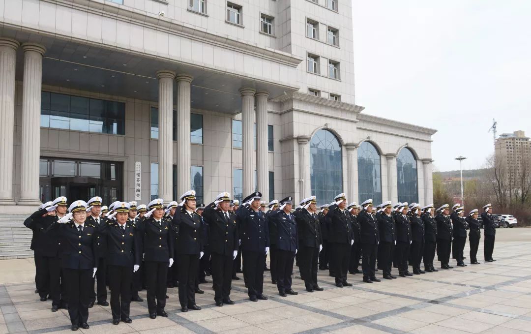 【小雪*热点聚焦】砥砺奋进 谱写新篇_绥芬河