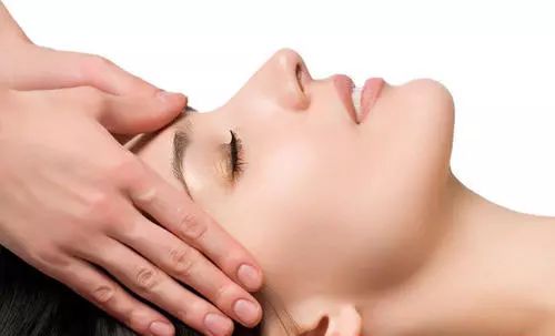 1次头疗等于10次足疗原来头部保养对人体这么重要