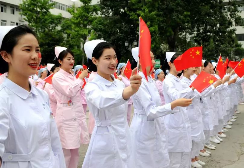医心向党医声嘹亮系列活动之护理篇千余名护士演绎快闪我和我的祖国