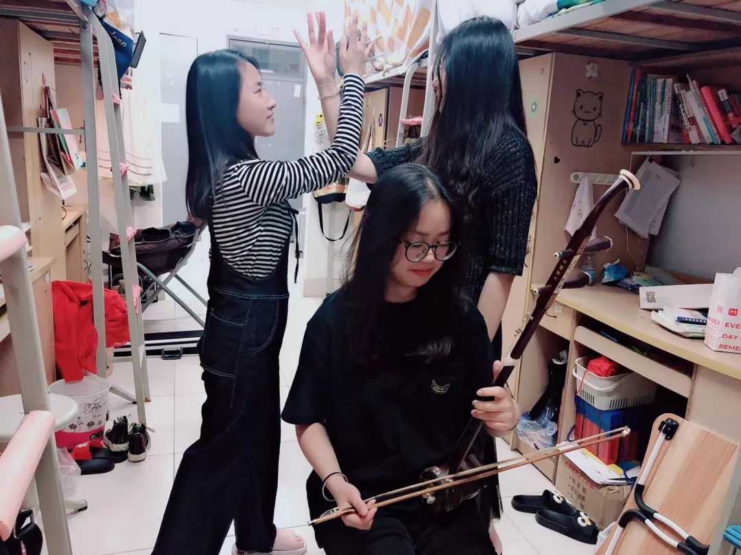 精彩活动温馨宿舍情只为寓见你