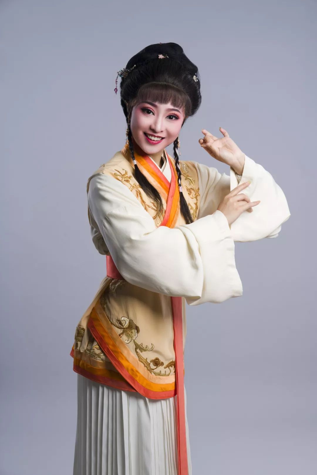 饰 桂兰 工花旦,师承谢秀娟,殷钧,孙智君,李萍,盛舒扬,桂海萍等.