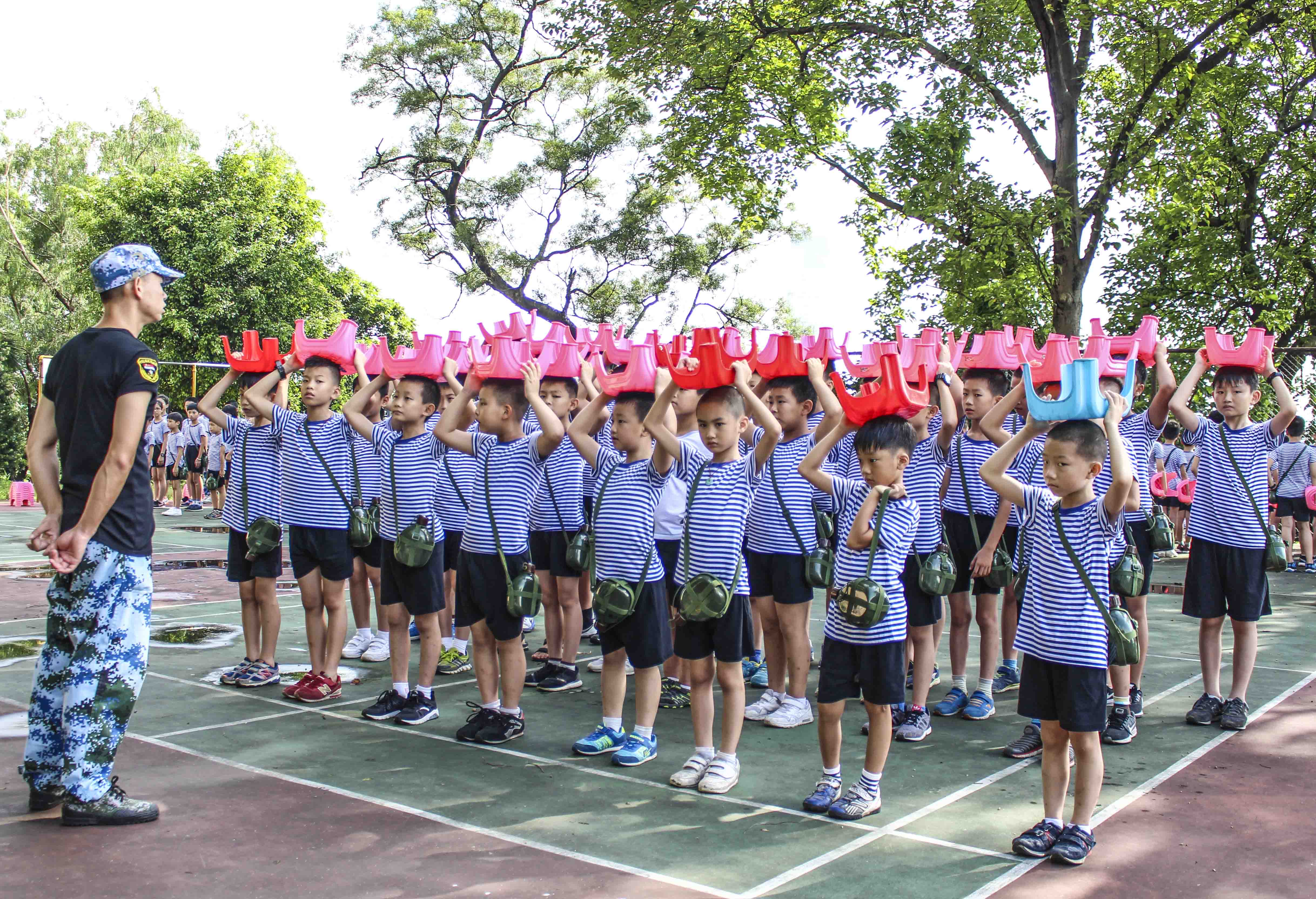 廣州黃埔軍校夏令營特戰精兵21天特訓營遠離成長煩惱發現天賦人生