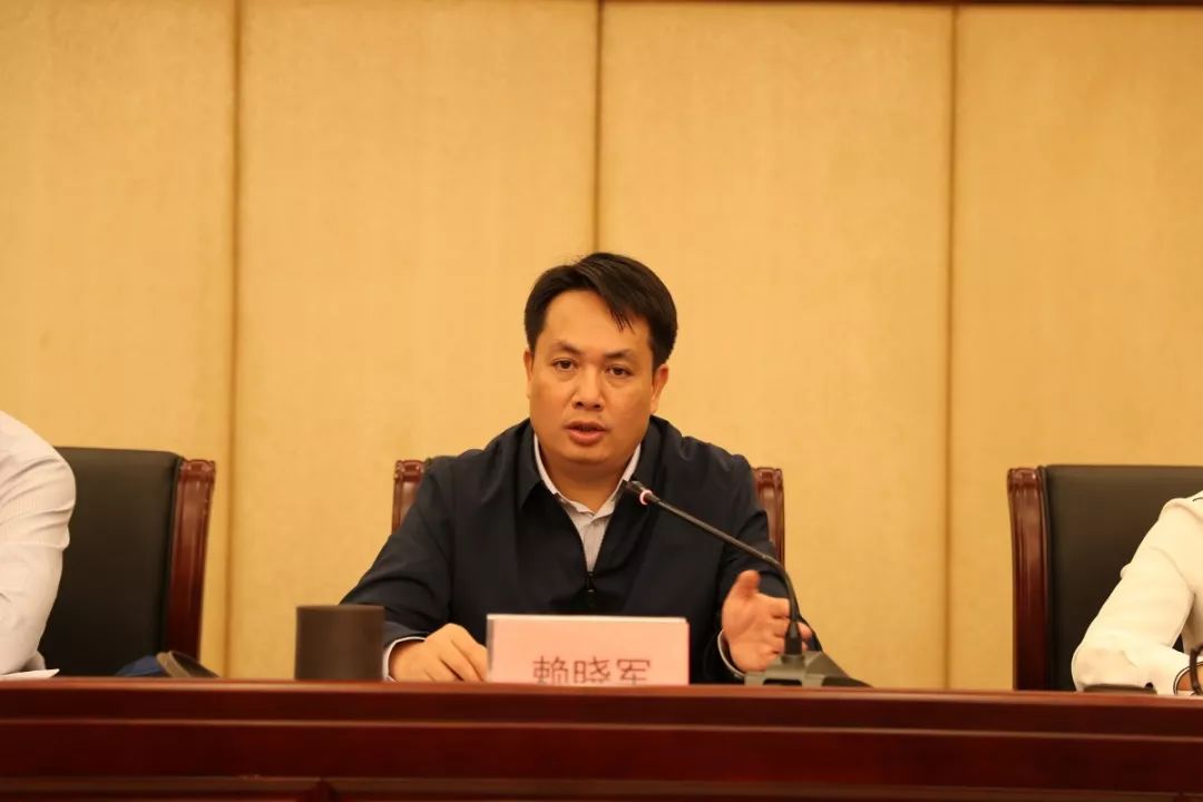 兴国县蔬菜产业发展工作推进会,赖晓军这样说