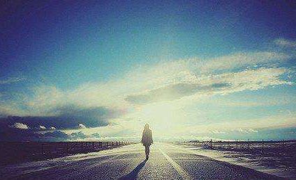 聆听│我路过你的忧伤,你走过我的雨季 文/孙春雷 诵/瑄頔