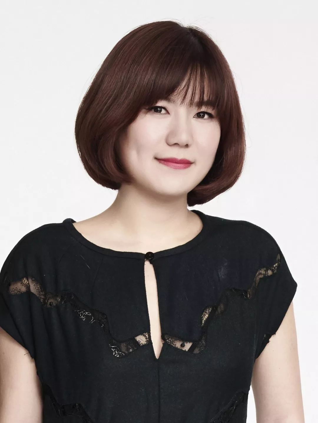 嘉行传媒执行总裁赵若尧接受了《综艺报》专访,展现了以艺人,影视"