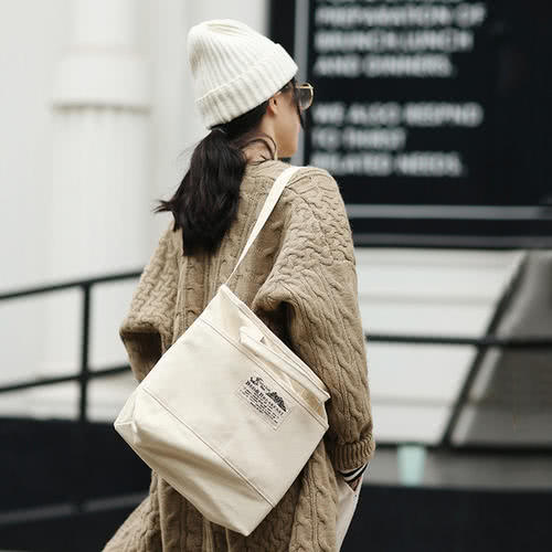 提包透漏一个人的秉性与喜好