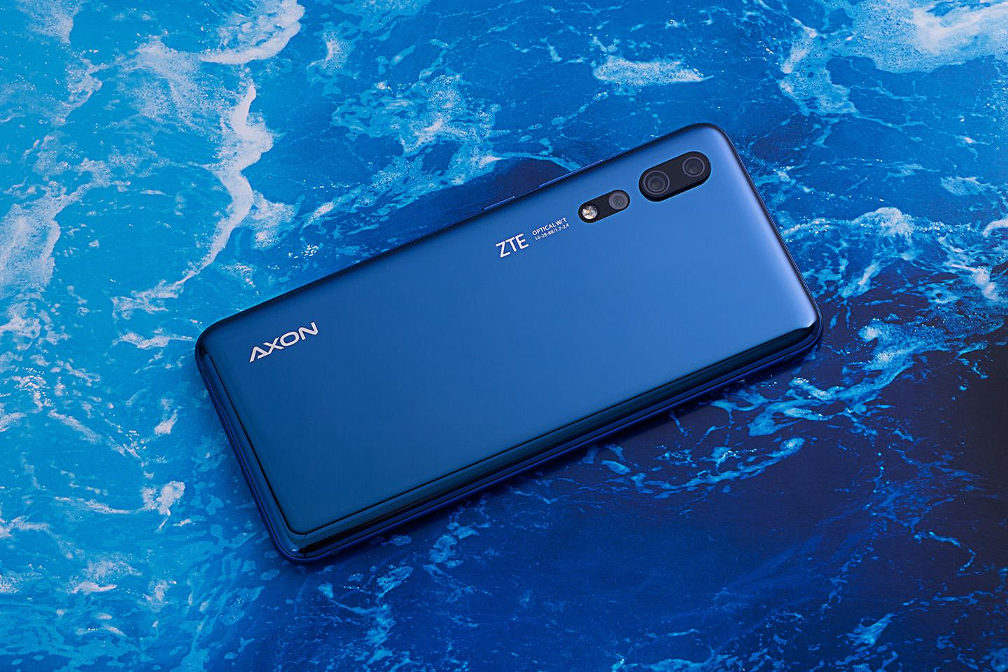 原创商务与时尚的混搭 zte中兴axon 10 pro图赏