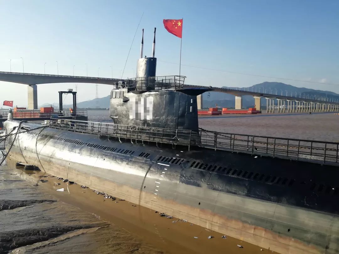 夏令营中国海陆空航空母舰潜水艇全能兵王军事研学6日营