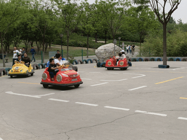 小火车78跟踪追击78水陆战车78欢乐岛78果虫滑车户外环境