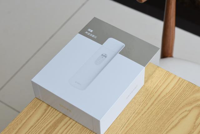 小米家的须眉声波洁面仪三档强弱可调微电流导电原理只售399元