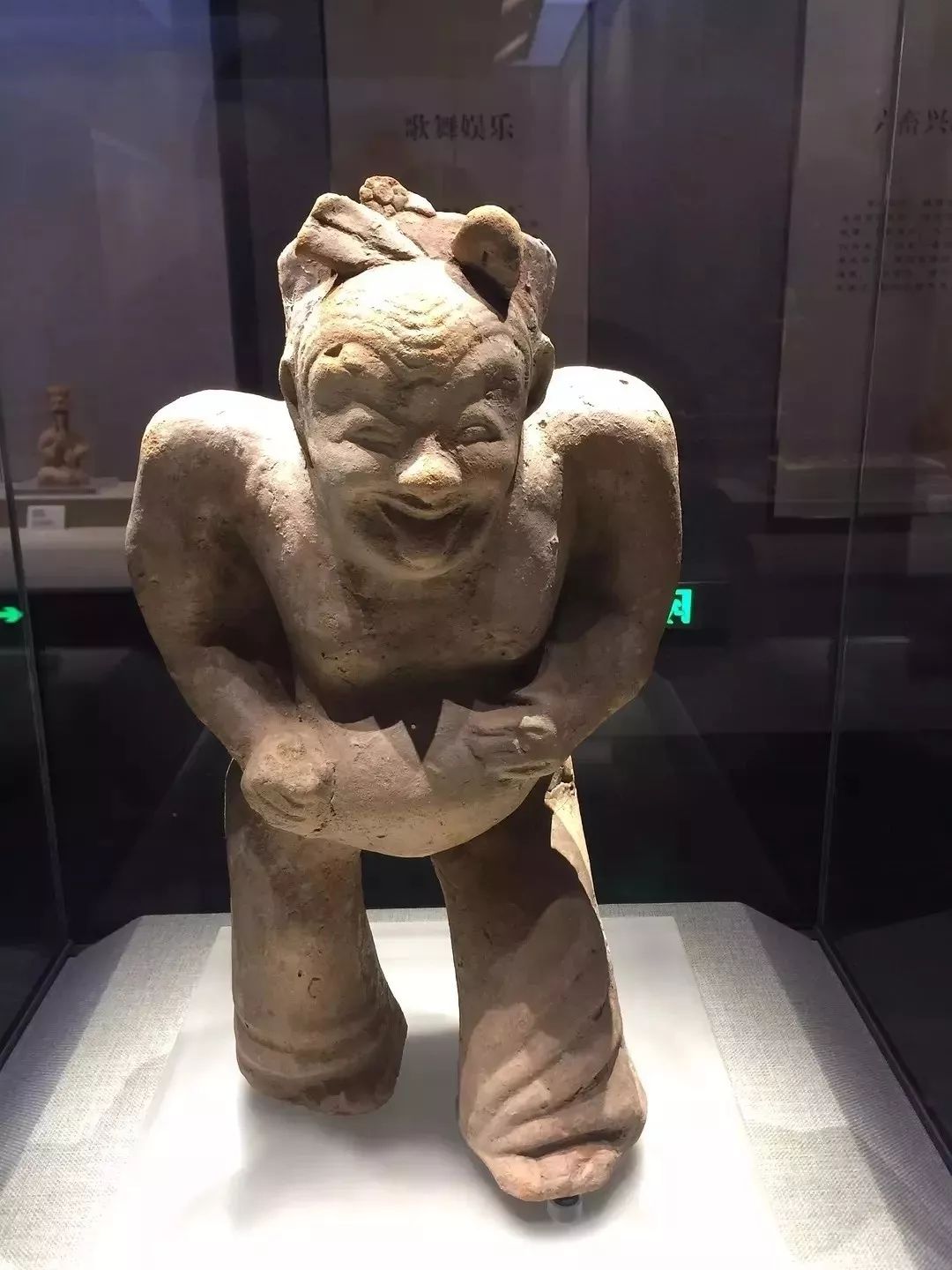 摇钱树,东汉的~国宝级文物,禁止出国展览的;不服,走,带你去绵阳博物馆