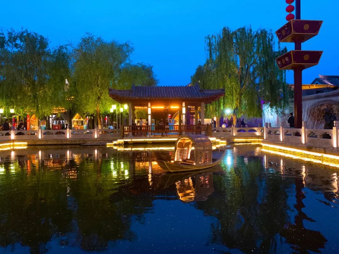 百花洲济南的夜从这里开始