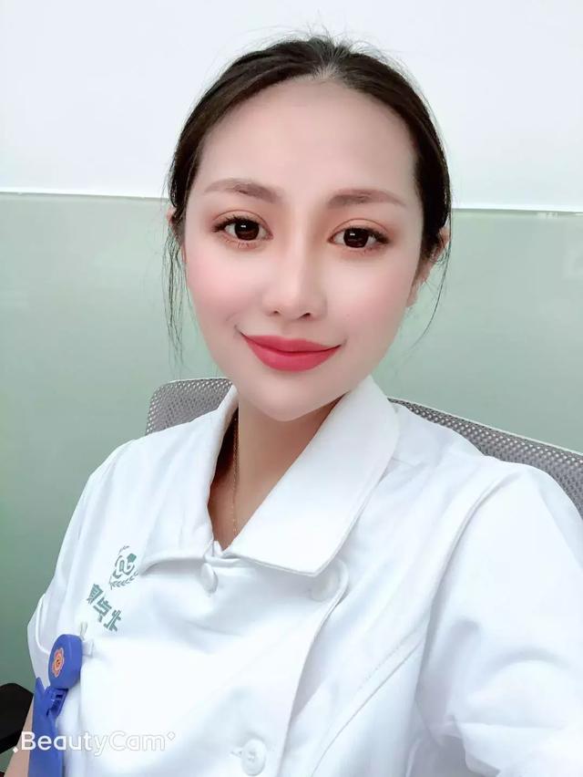 世界微笑日一起寻找北京疤康最美的笑脸吧