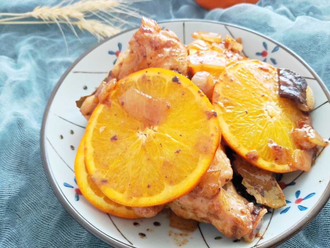 这样做出来的鸡腿清香味美鲜嫩多汁