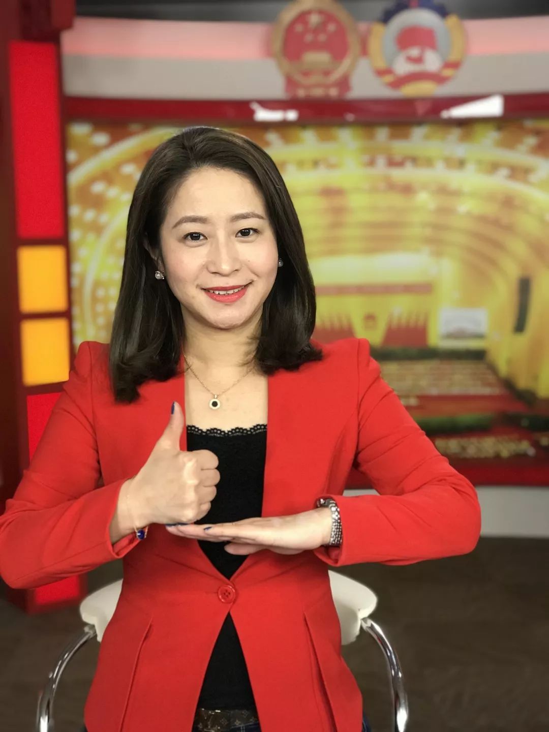 张丽君上海市普陀区残疾人联合会活动中心主任上海东方卫视《午间三十