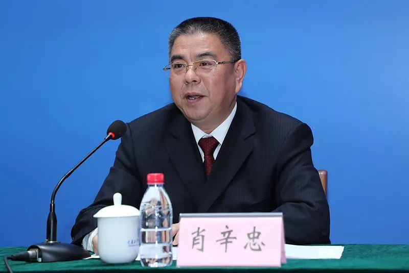 书记王官成,四川航天工业集团有限公司副总经理肖辛忠出席了发布会