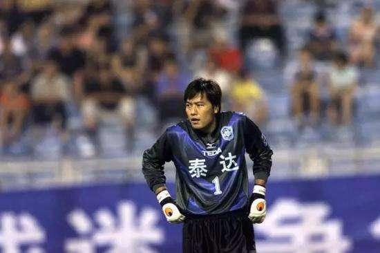 超低级失误令泰达痛失好局!曾经最强点已沦为定时炸弹!_腾尚坤