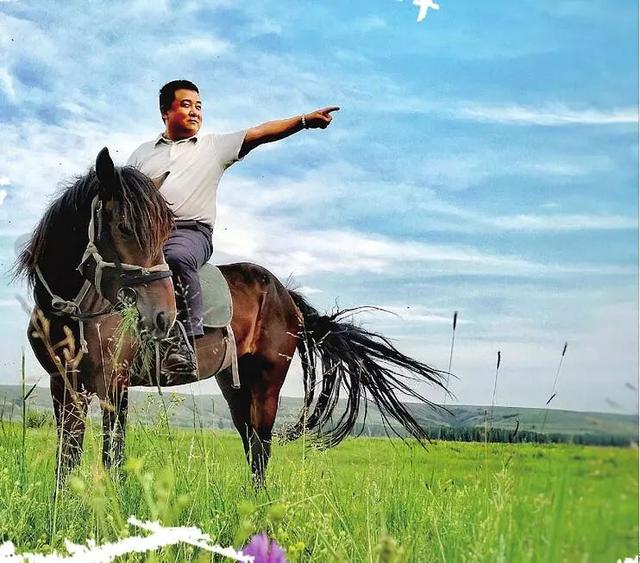 中国第一人长治小伙获土库曼斯坦国家荣誉勋章