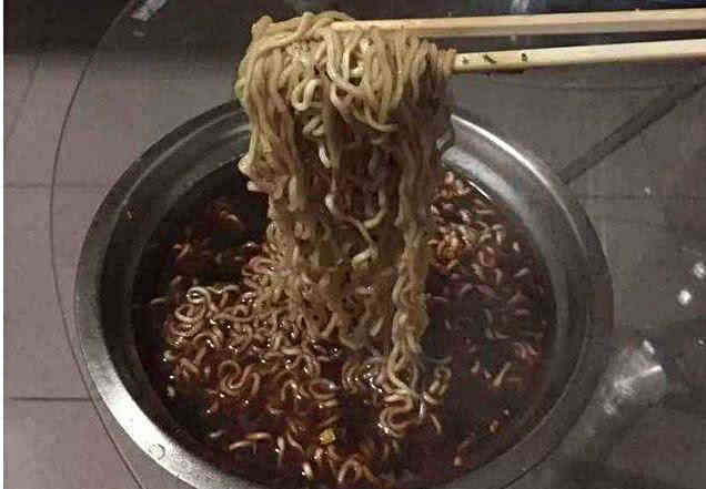 4种难吃零食,吃一口给100块你吃吗?小编:我吃到你破产