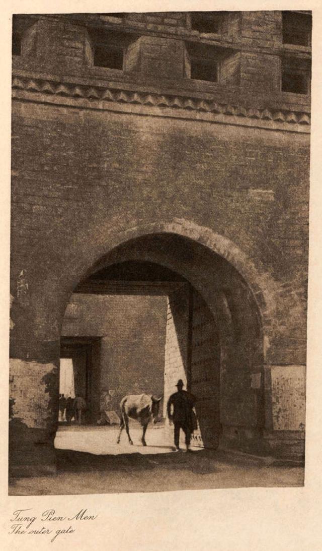 大开眼界百年前老北京的城墙与城门