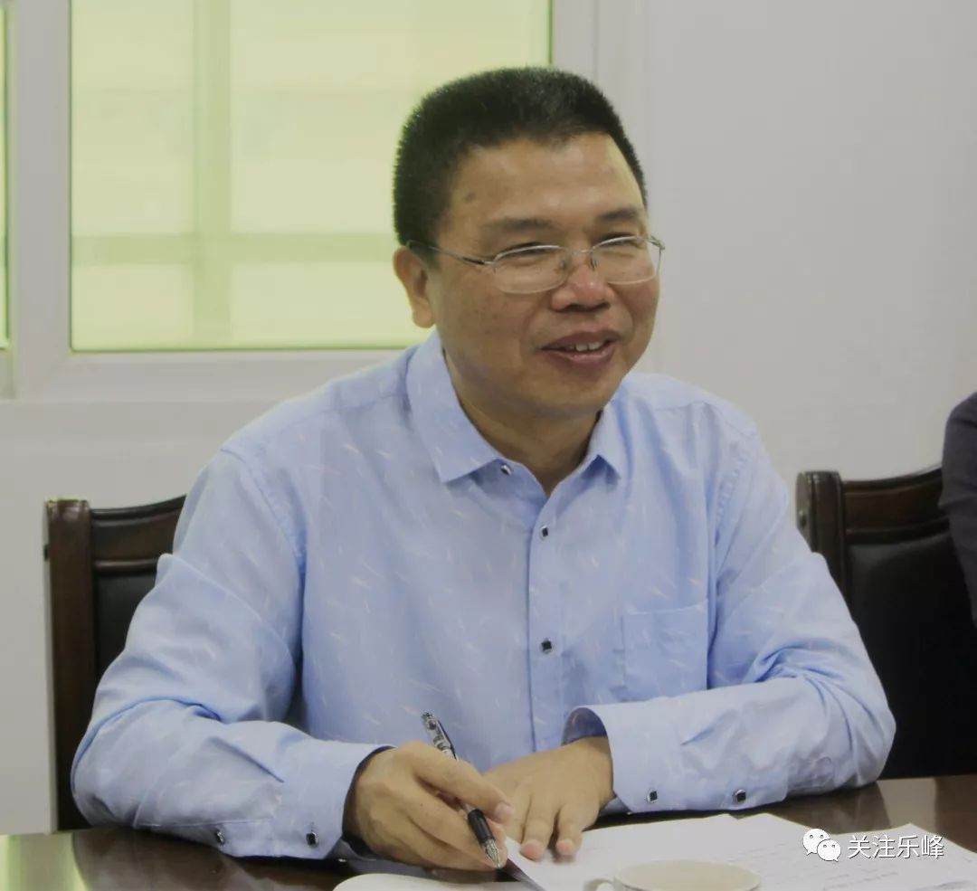 南安市人大常委会副主任林建辉带队到乐峰镇开展"双联"活动