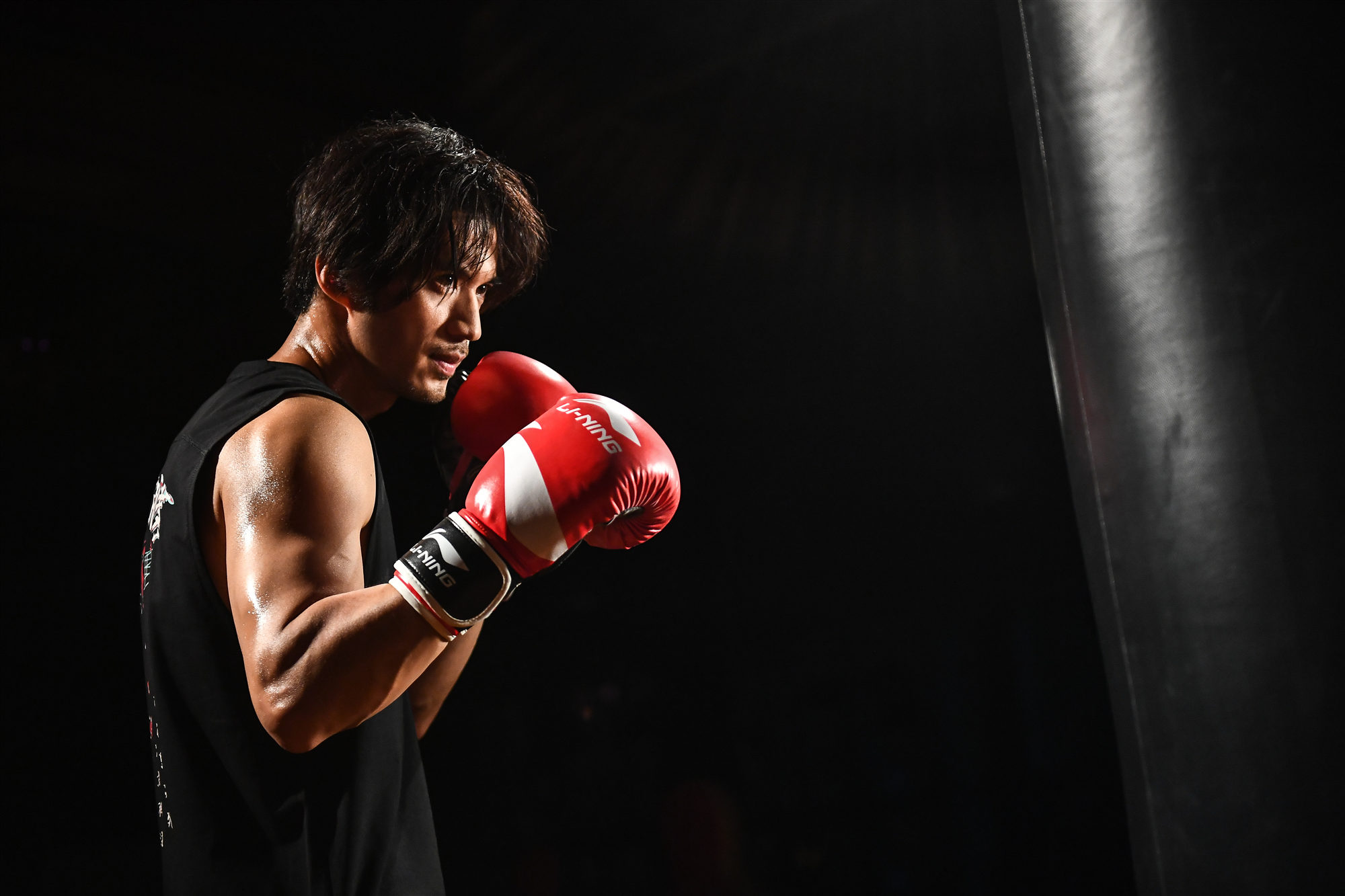 演员中会健身的男神 范玮用运动诠释"冲破禁锢 寻找真我"的人生态度