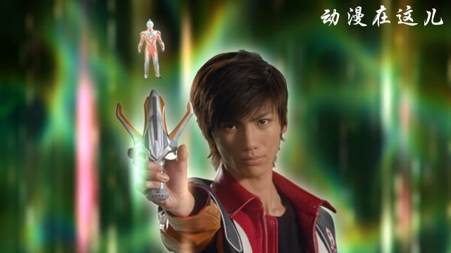 原创奥特曼新生代人间体的变身器藏在哪有的放腰间有的放异次元