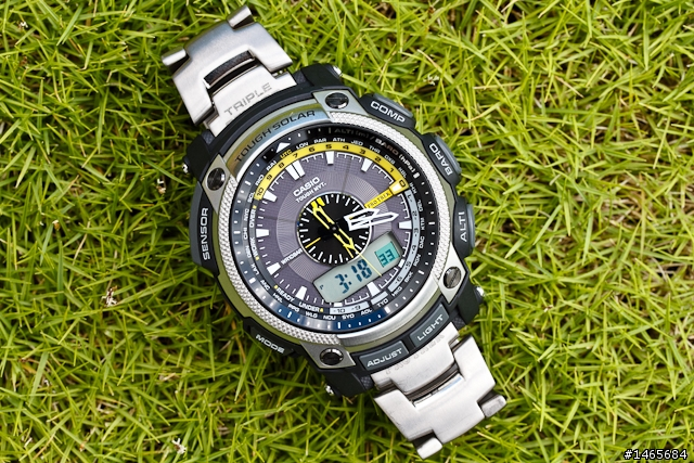 卡西欧户外登山手表prw5000t7户外登山爱好者的好伙伴