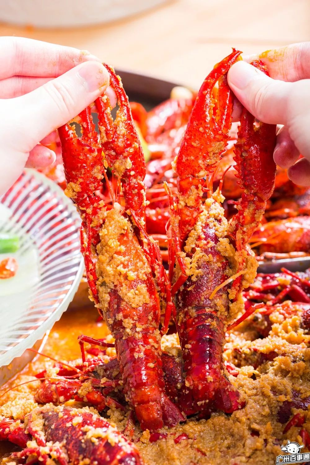 85cm巨无霸拼盘 网红龙虾船!大胃王都hold不住.