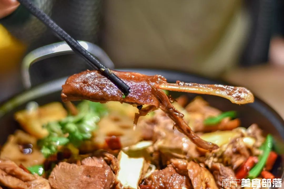 航洋这家卤味no1的大鹅王又出新招食神蔡澜连说3个好吃