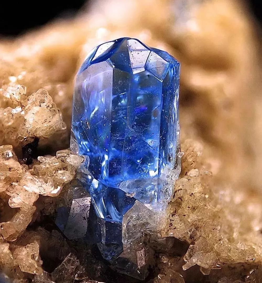 51张矿物晶体美图