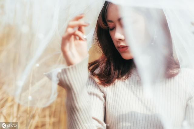 为何分手后三年，我仍会偶尔梦到前任？梦境背后的深层解析