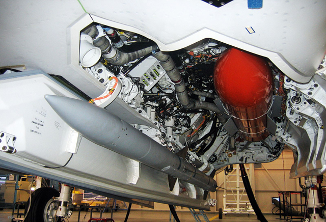 每个仅能装下2枚导弹,战力却相当强大_战机