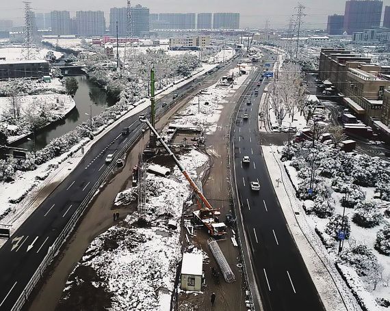 同样在紧锣密鼓建设中的,还有时代大道改建工程.