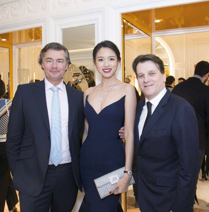 现在的张梓琳嫁给了圈外人,虽然老公聂磊从来不在她的个人社交平台上