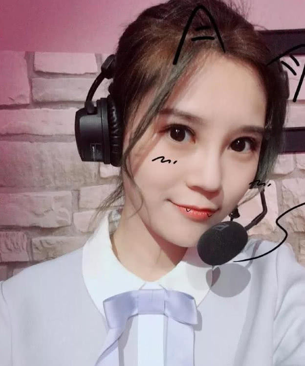 谁是绝地求生最美解说不是小彤也不是风筝而是黑色双马尾的她