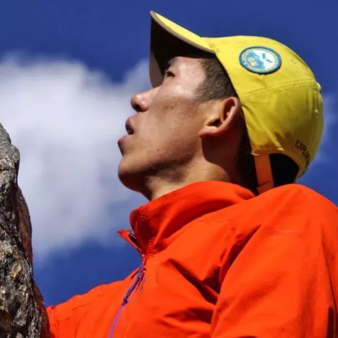 曾山教练登山图片