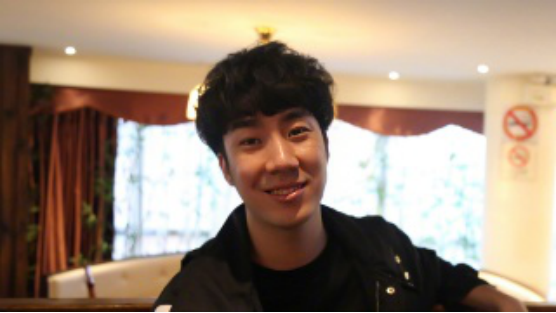 拳师七号嘲讽骚男直播没热度前段时间刚招惹过宝哥看来不嫌事儿多