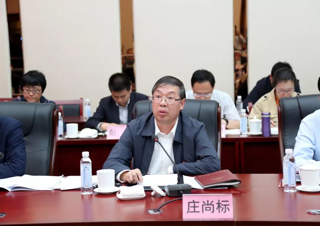 中国铁建总裁庄尚标到张家口市万全区,尚义县调研扶贫工作