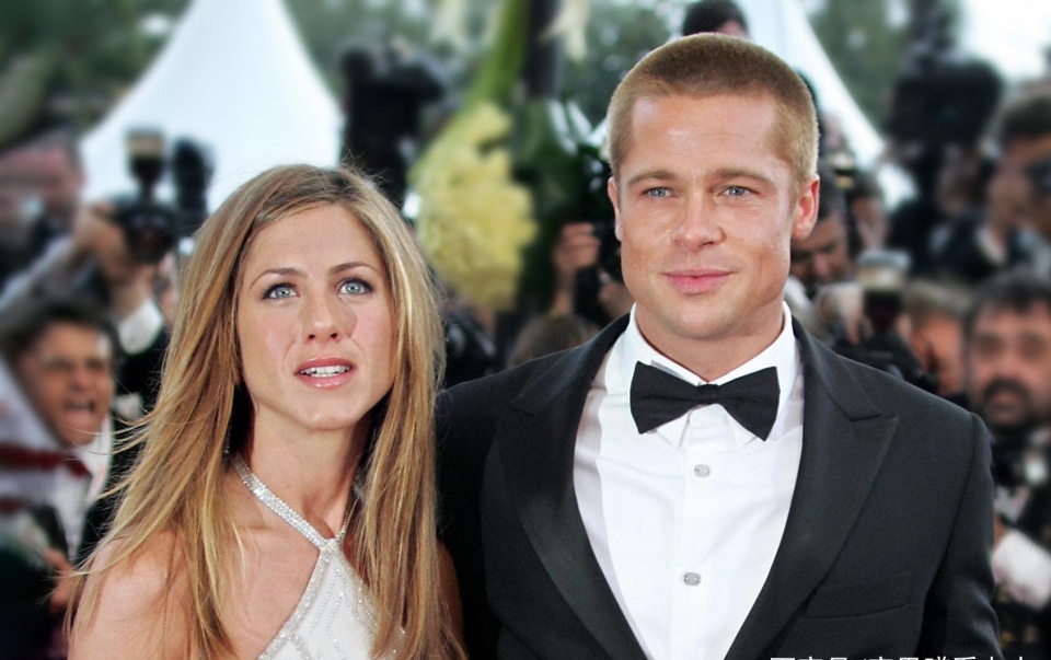 布拉德皮特3字回应复合詹妮弗安妮斯顿准备脱单接受追求