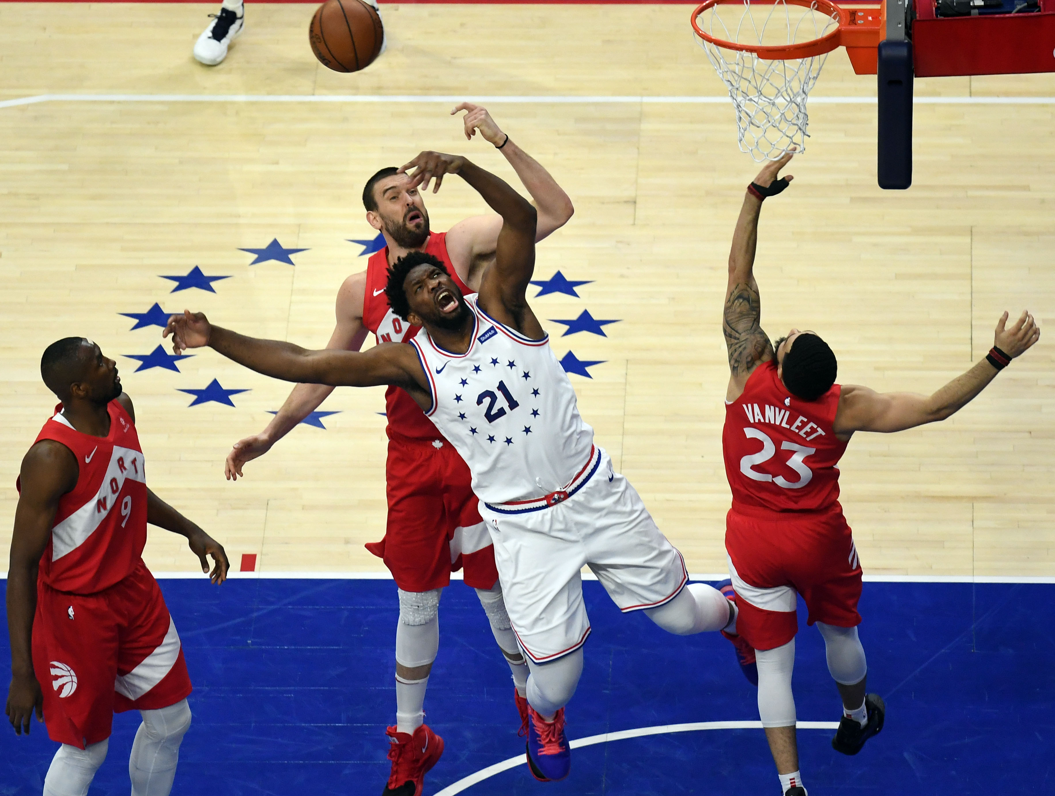 篮球——nba季后赛东部半决赛:76人胜猛龙