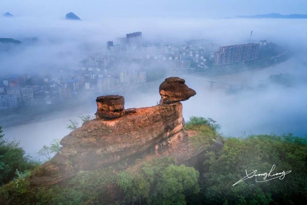 云雾下的这座乐昌小镇,是否勾起了你内心深处的乡愁?