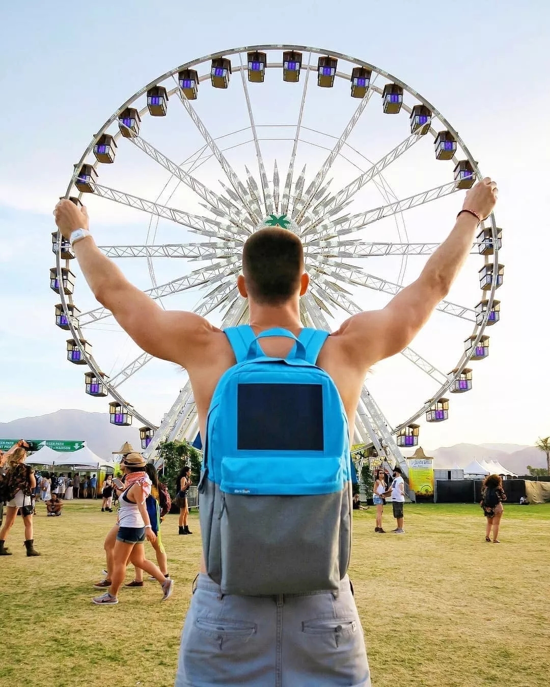 这样借位拍照实在是太有创意了!