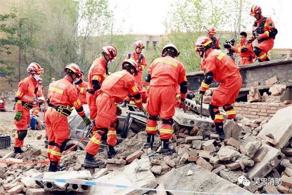 直击现场吴忠消防圆满完成自治区消防总队地震拉动演练各项工作任务