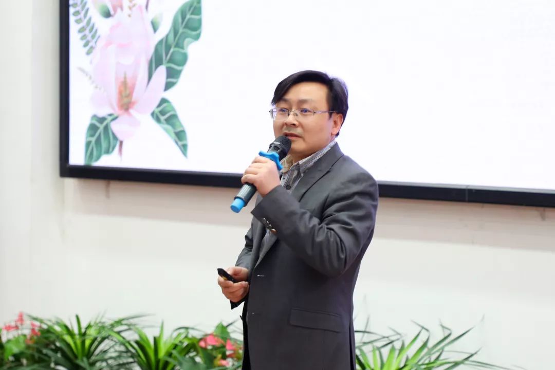 我校2018届毕业生浙大学长赵雨辰(初中就读于北师大附属杭州中学)讲述