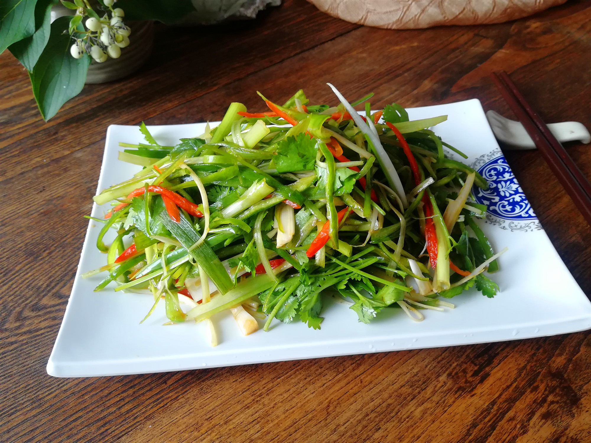 原创夏季餐桌必备,推荐16道超好吃凉菜,凉爽开胃,天热没食欲就吃它