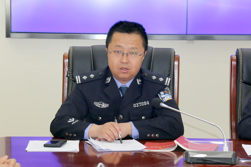 定边县公安局禁毒大队迅速传达学习局党委扩大会议精神