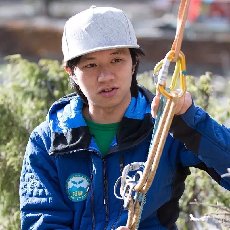 曾山教练登山图片