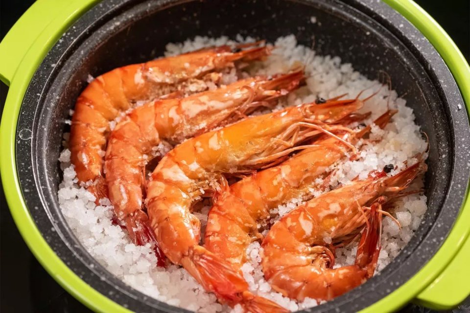 叹佛山海鲜霸主,100款配菜任涮,更有豪华k歌新地标,任唱3小时